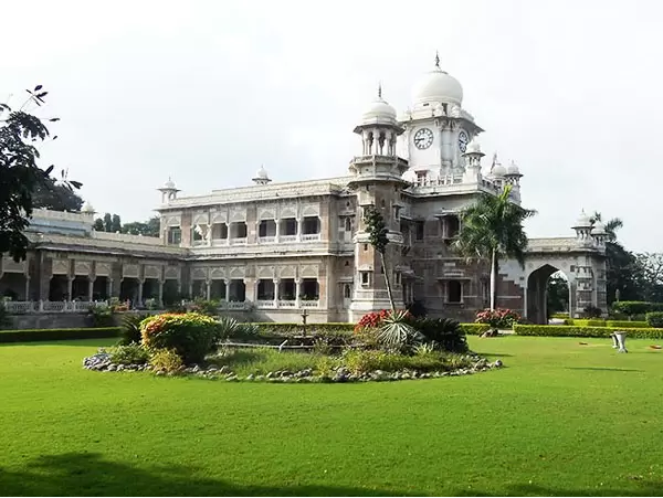 Finding the Best Day Cum Boarding Schools in India