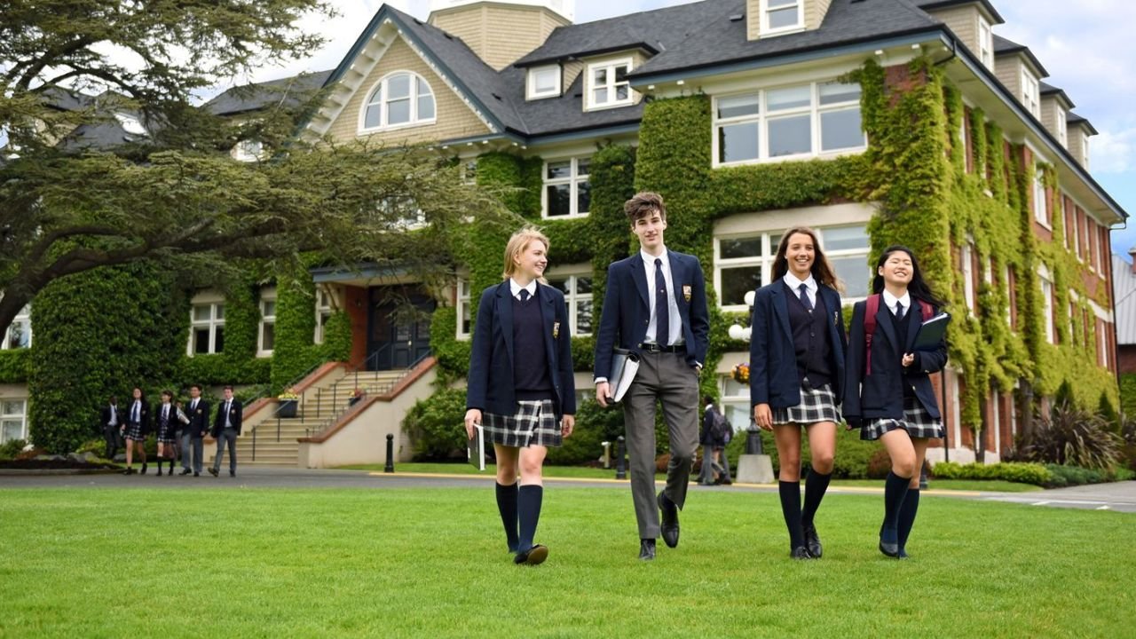 Elite Boarding Schools in Canada: Top Choices for Academic Excellence
